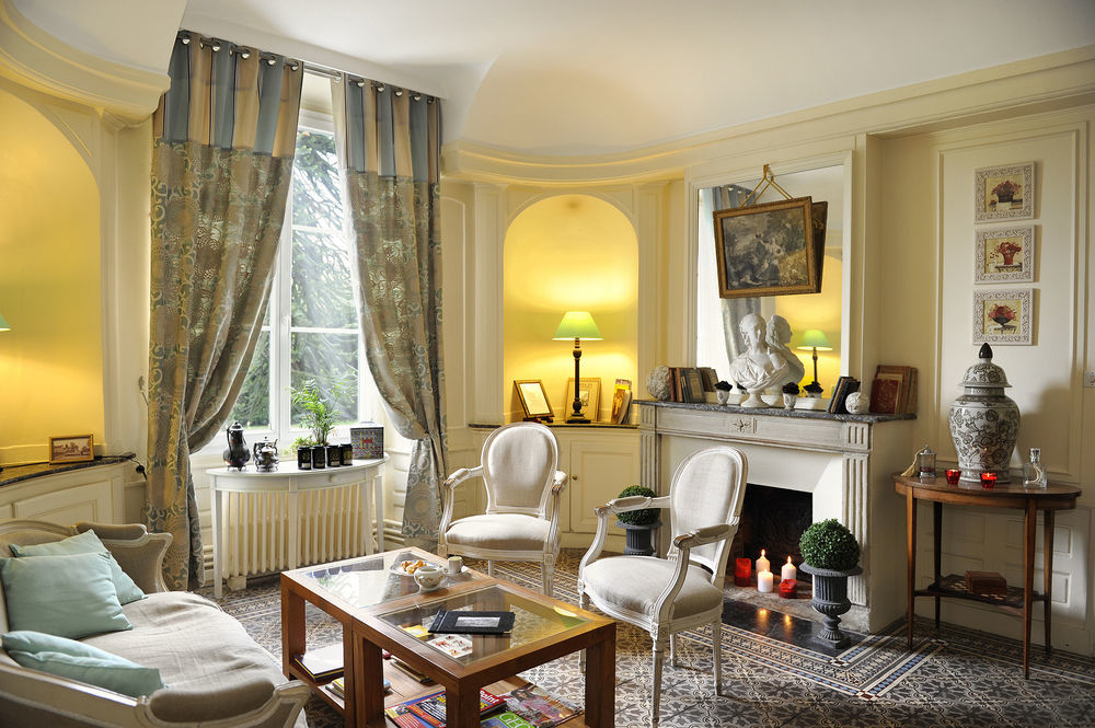 Logis Hotel Villa Marjane Saint-Jean-le-Blanc Exterior photo