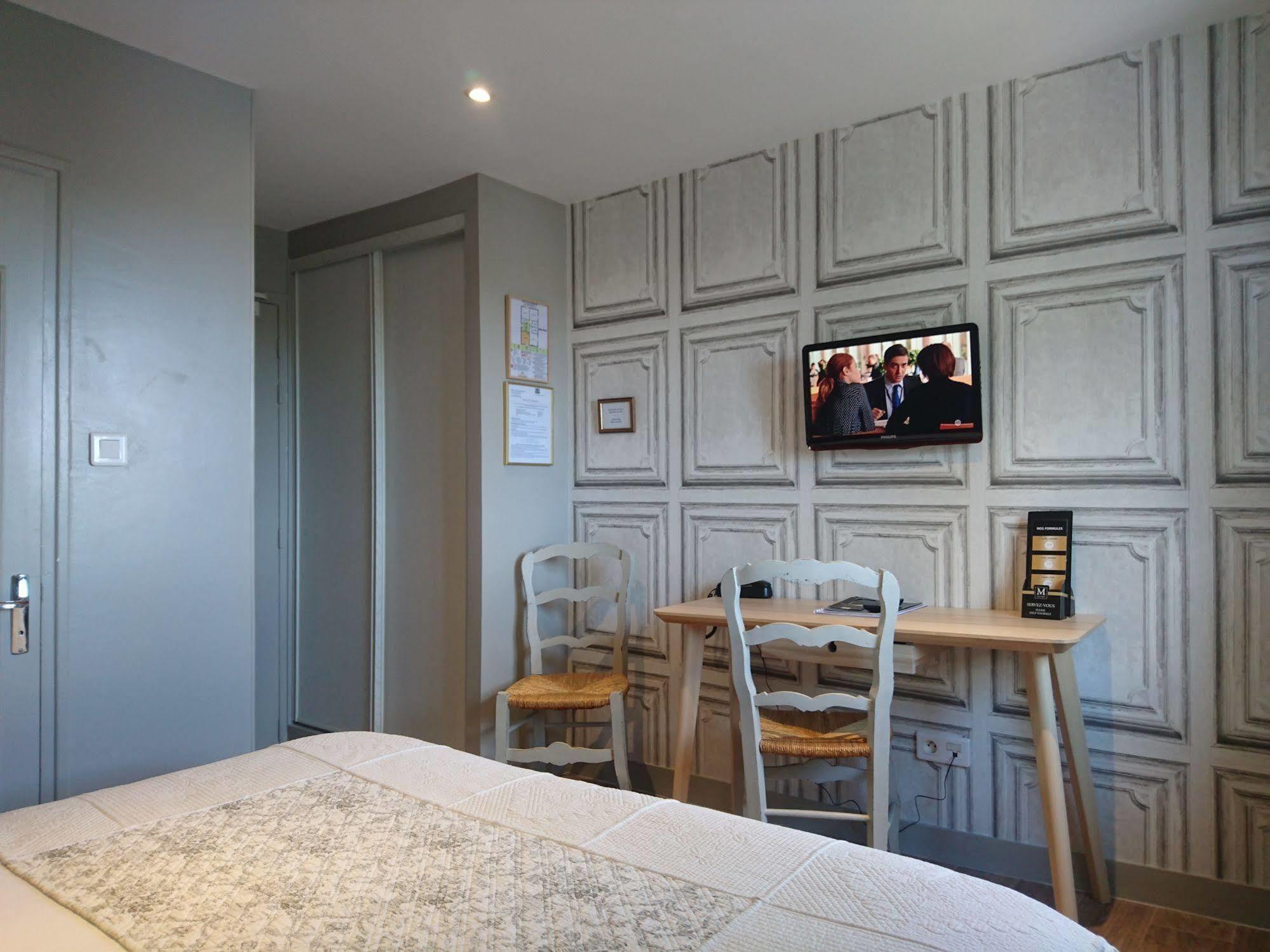 Logis Hotel Villa Marjane Saint-Jean-le-Blanc Exterior photo